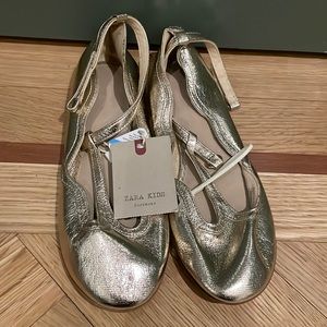Zara Gold Scalloped Girls Flats